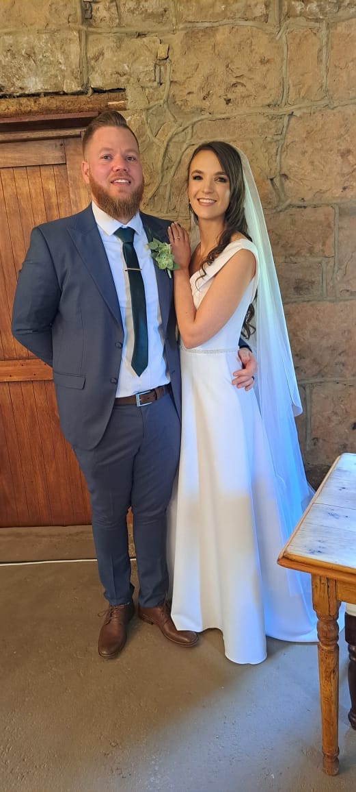 marriage-officer-in-rustenburg-happy-couple12