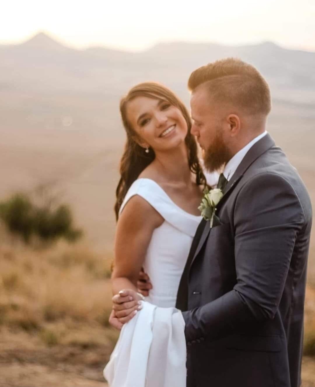 marriage-officer-in-rustenburg-happy-couple11