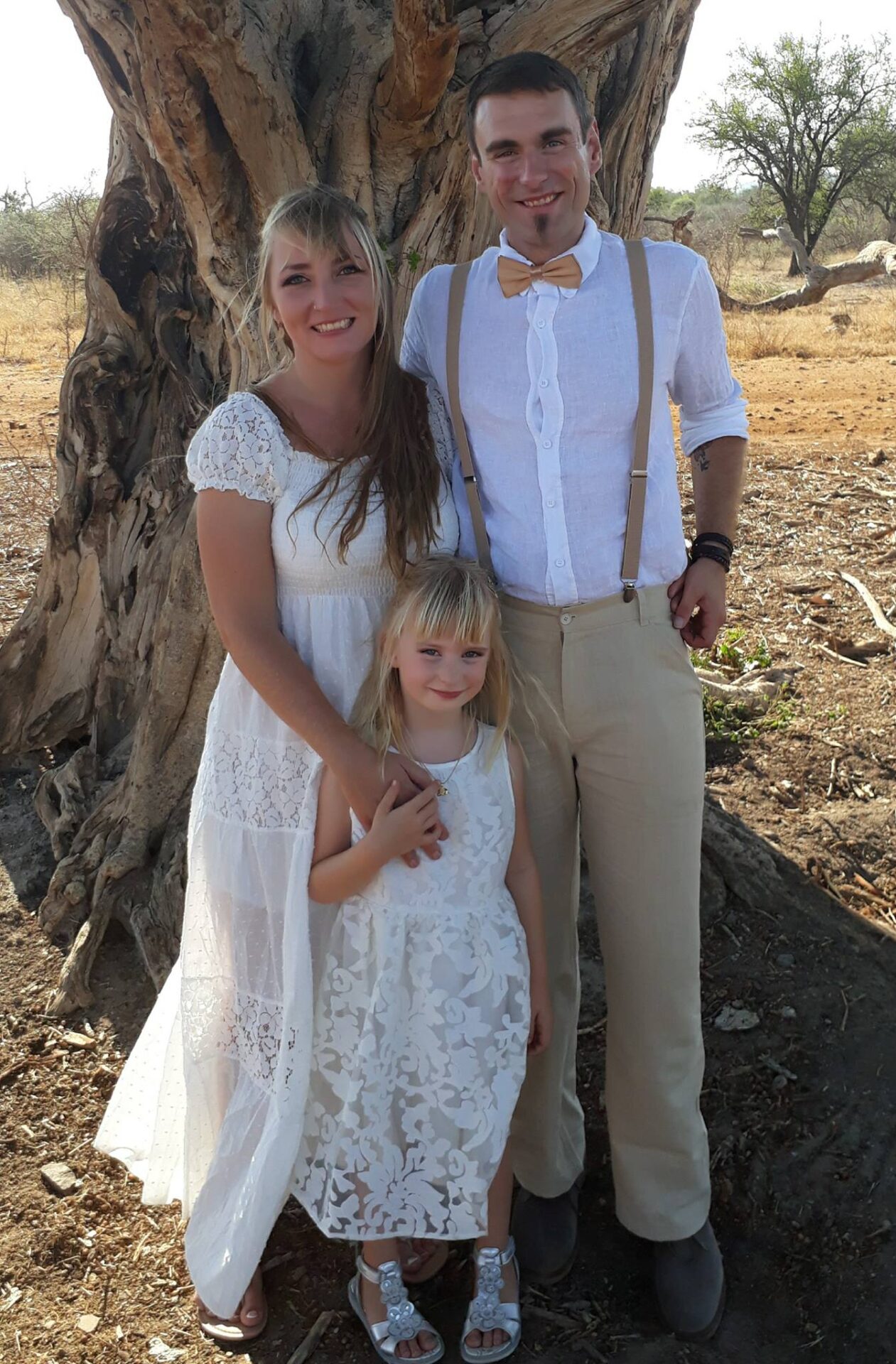 marriage-officer-in-rustenburg-happy-couple2